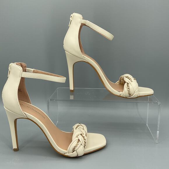 NEW BCBGeneration Women’s Isabel Braided Sandals White Size 7M - Picture 1 of 10